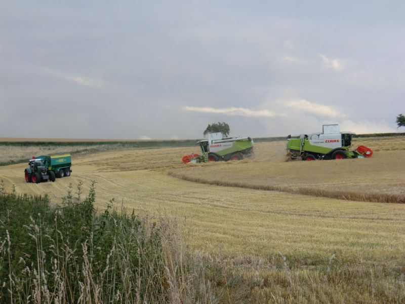 bilder/14_4_2005_1/fendt_818_8.jpg