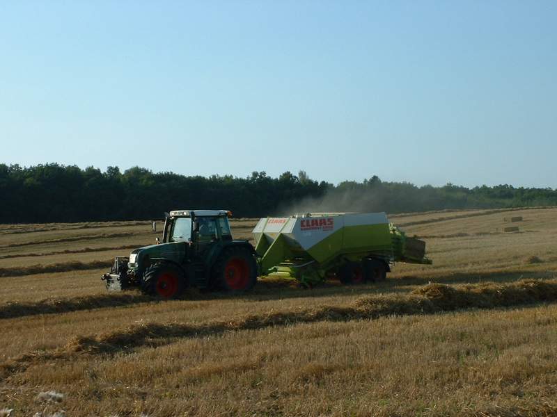 fendt_716.jpg