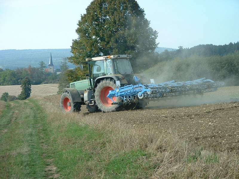 bilder/16_9_2003/fendt_13.jpg