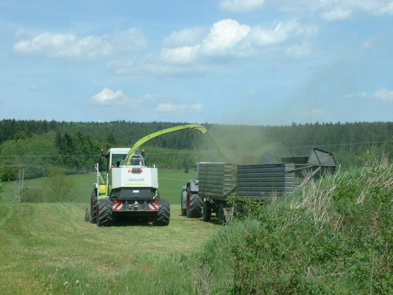 jaguar_900_+_fendt_824.jpg
