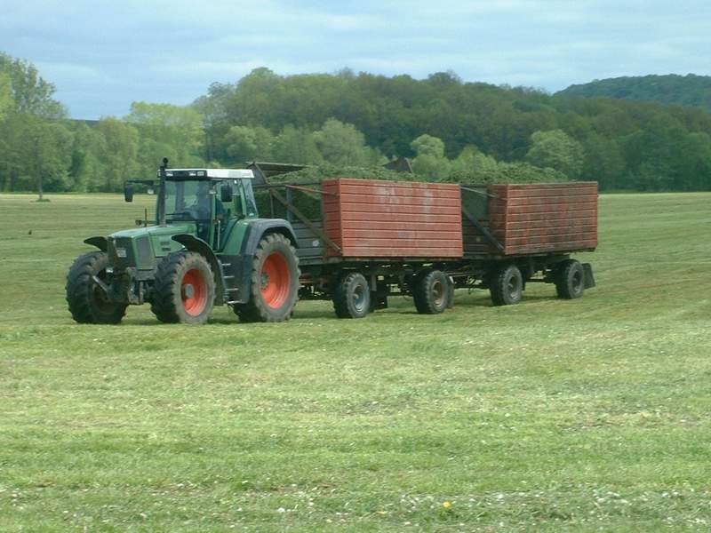 bilder/18_6_2005/fendt_716_zt_303_targo_2.jpg