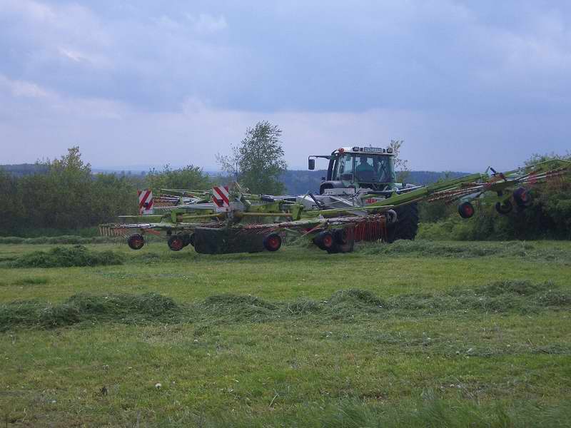 bilder/18_5_2005/fendt_716_3.jpg