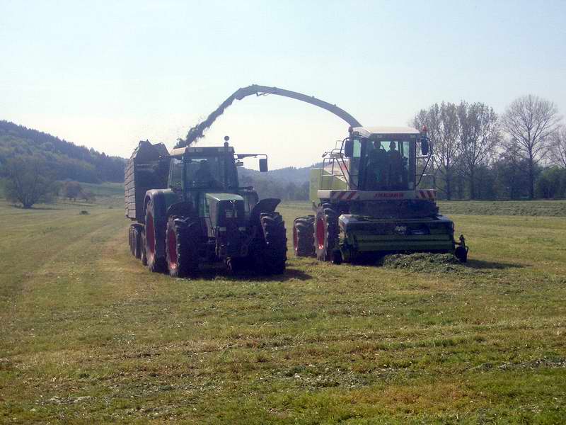 jaguar_fendt_824.jpg