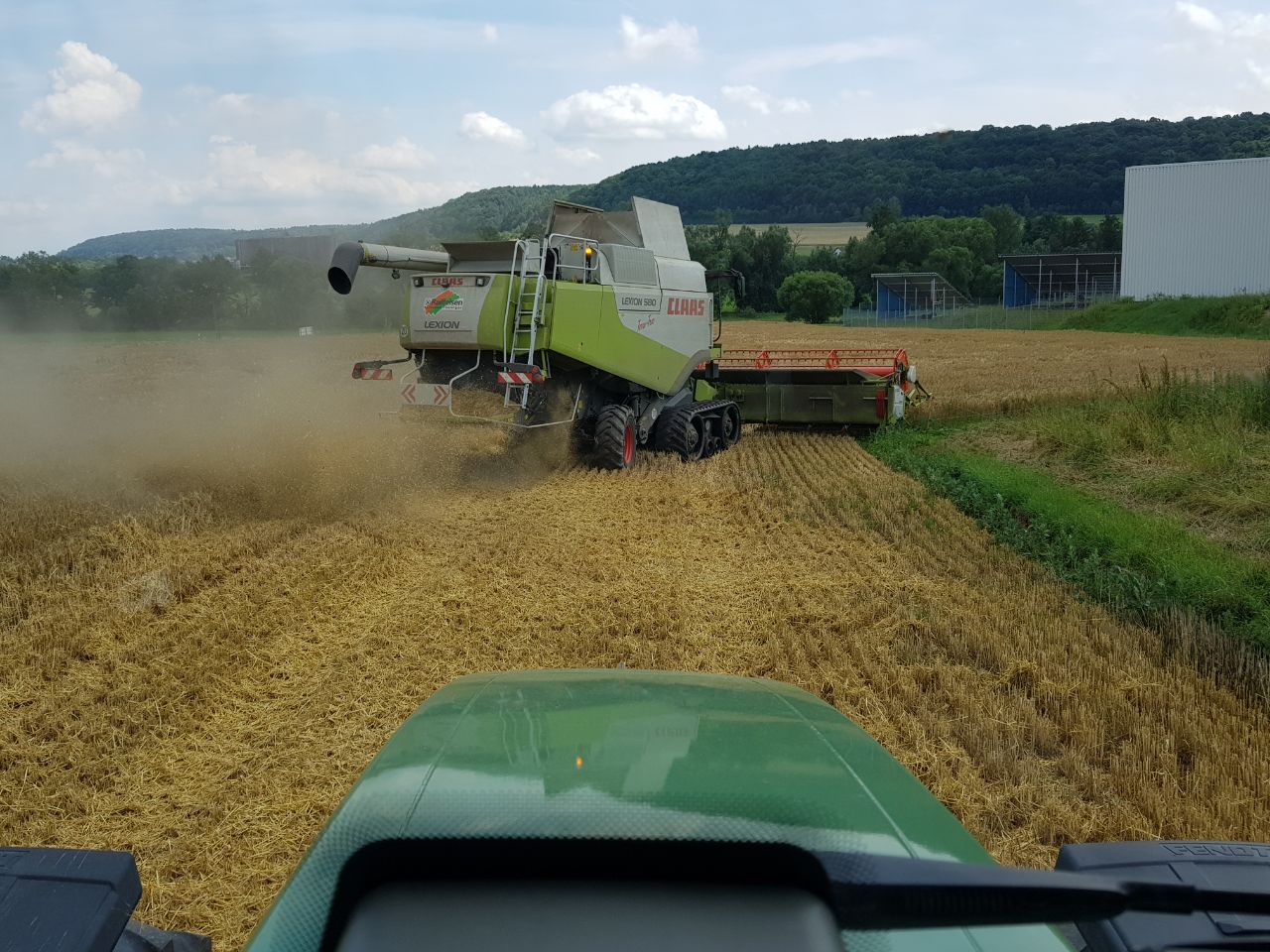 bilder/14_7_2003/fendt_716_12.jpg