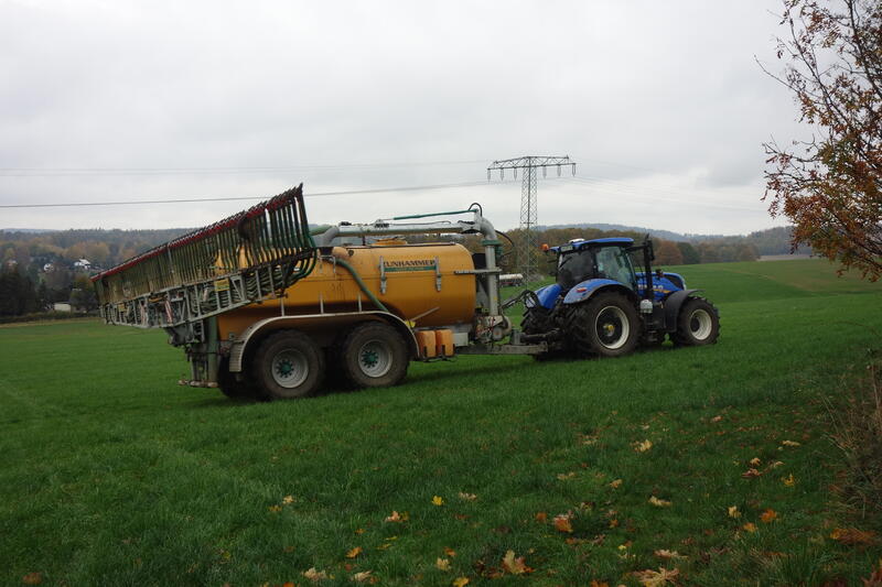 bilder/31_5_2005/jaguar_fendt_514_10.jpg