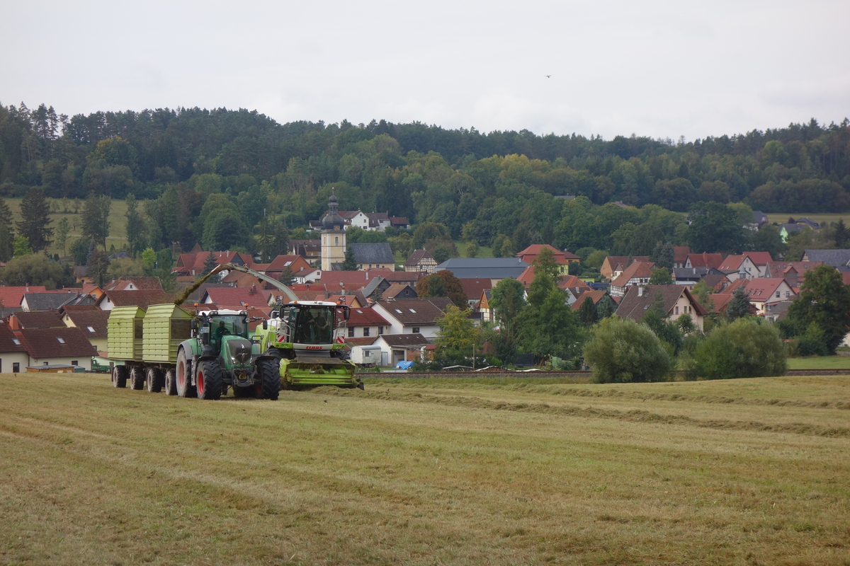 bilder/2_5_2003/fendt_716_6.jpg