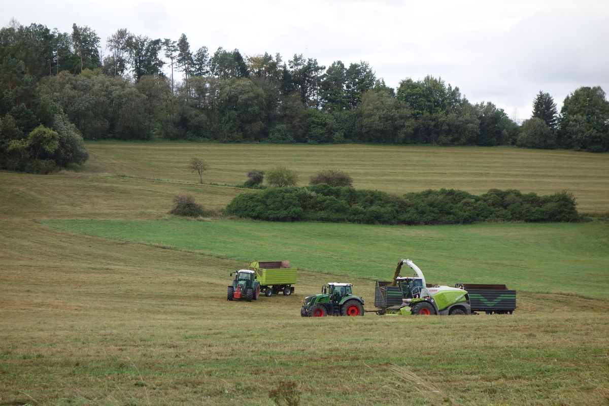 bilder/4_6_2005/fendt_514_2.jpg