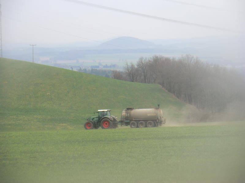 bilder/13_9_2005/jaguar_fendt_4.jpg