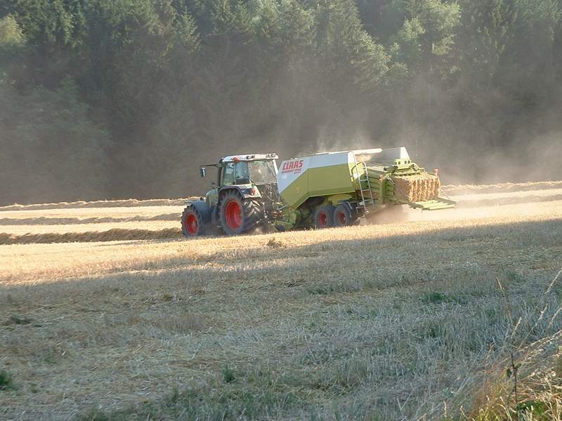 fendt_716_7.jpg