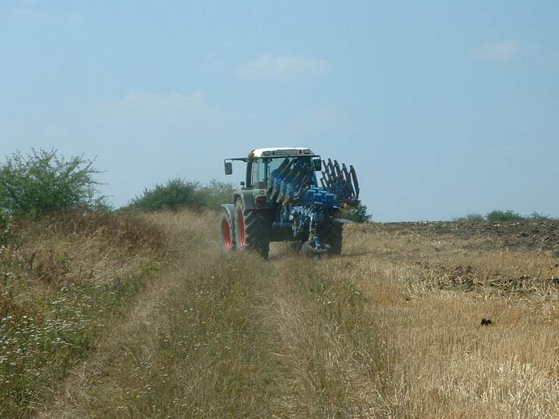 bilder/20_8_2003_1/fendt_10.jpg