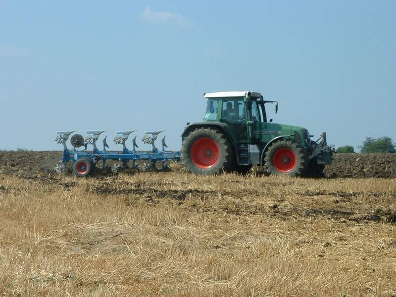 bilder/20_8_2003_1/fendt_12.jpg