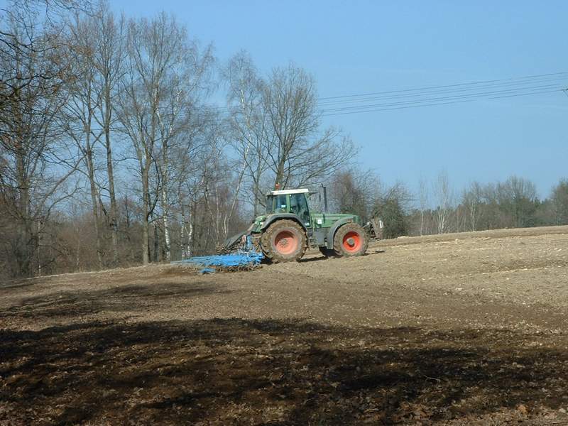 bilder/21_3_2003/fendt_824_5.jpg