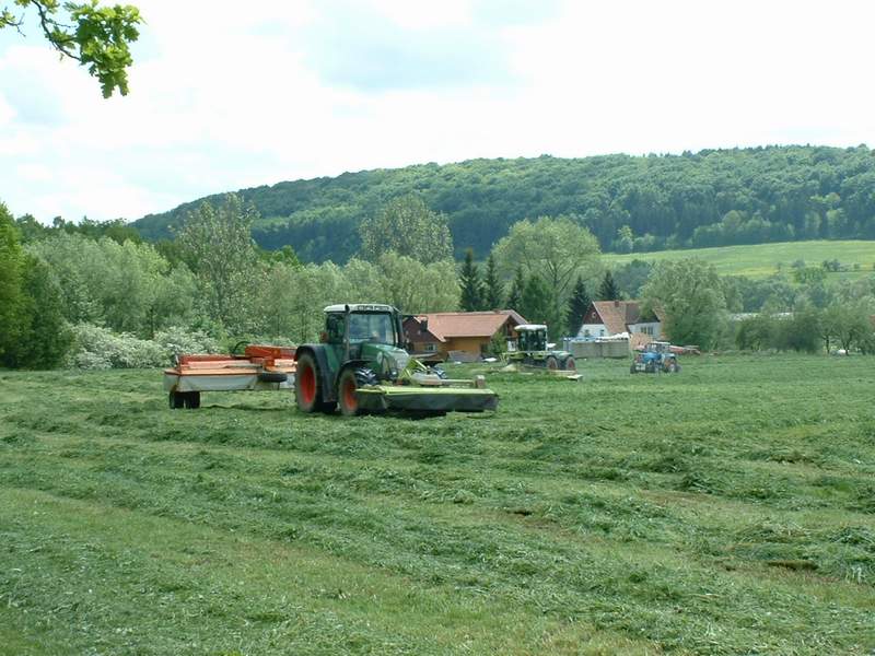 xerion_+_fendt_716_+_zt_303.jpg