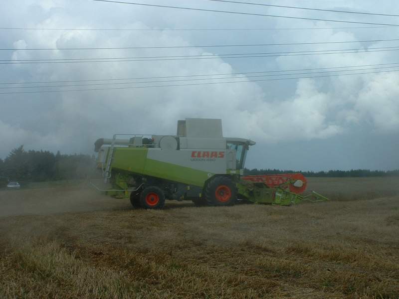 bilder/22_8_2002/lexion_24.jpg