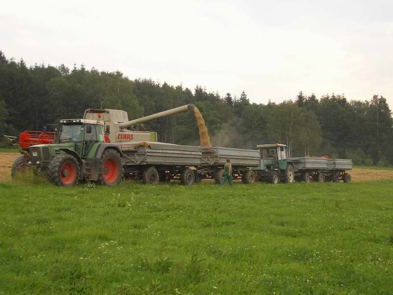 lexion_fendt_zt_323.jpg