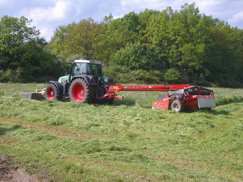 fendt_818_3.jpg