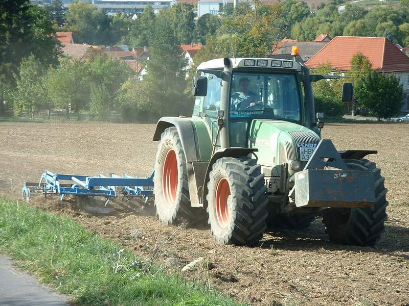 bilder/24_9_2003/fendt_9.jpg