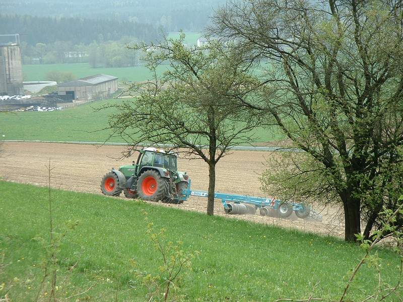 bilder/26_4_2002/fendt_2.jpg