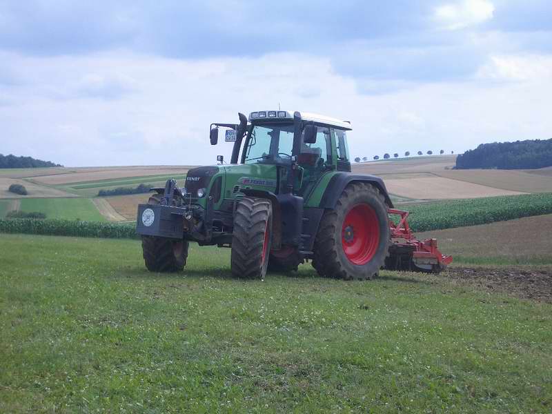 bilder/26_7_2005/fendt_818_8.jpg