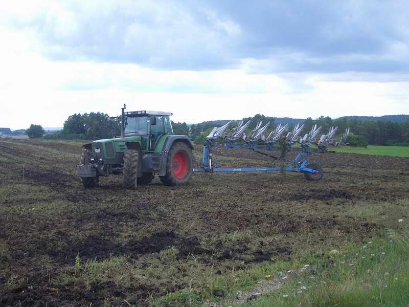 fendt_824_8.jpg