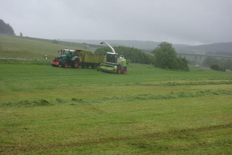 bilder/16_5_2003/fendt_716_9.jpg