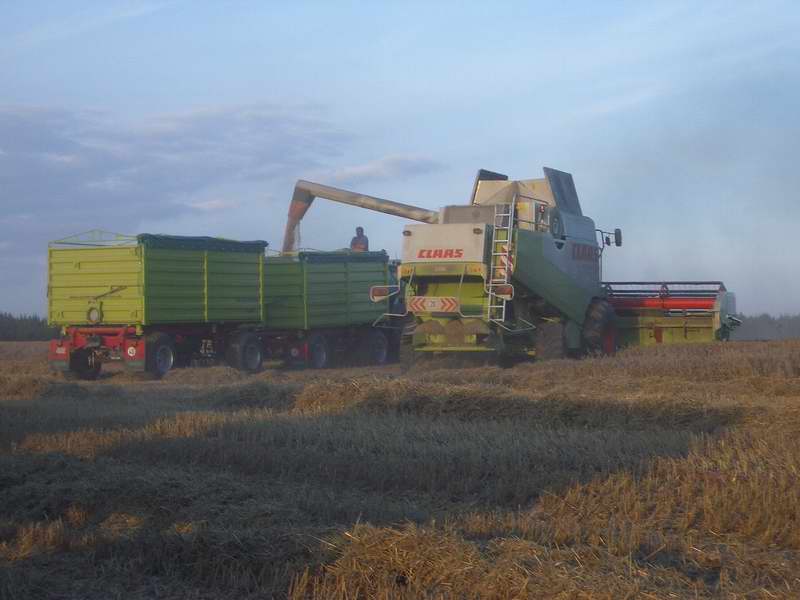 lexion_fendt_5.jpg