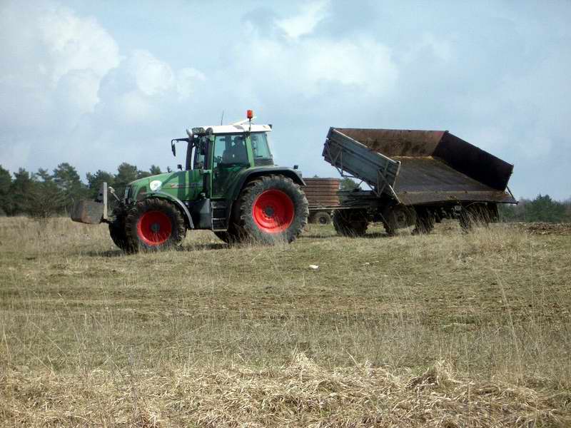 bilder/29_3_2005/fendt_824_716_3.jpg