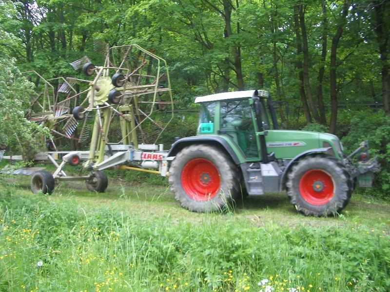 fendt_716.jpg