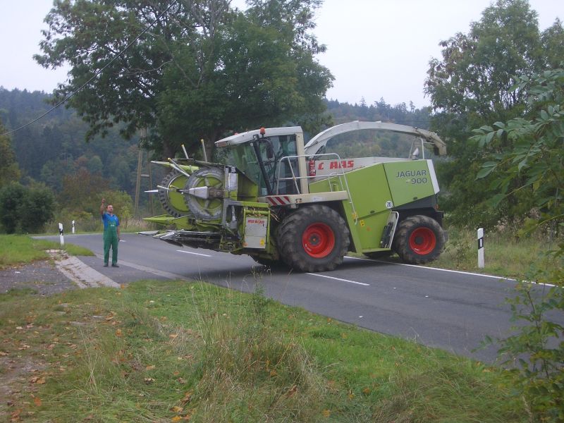 bilder/Fabian/22_26_7_2006/Claas Lexion 480 12.jpg