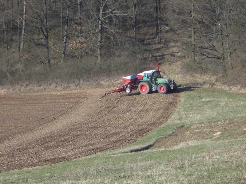 bilder/31_3_2005/fendt_716_12.jpg