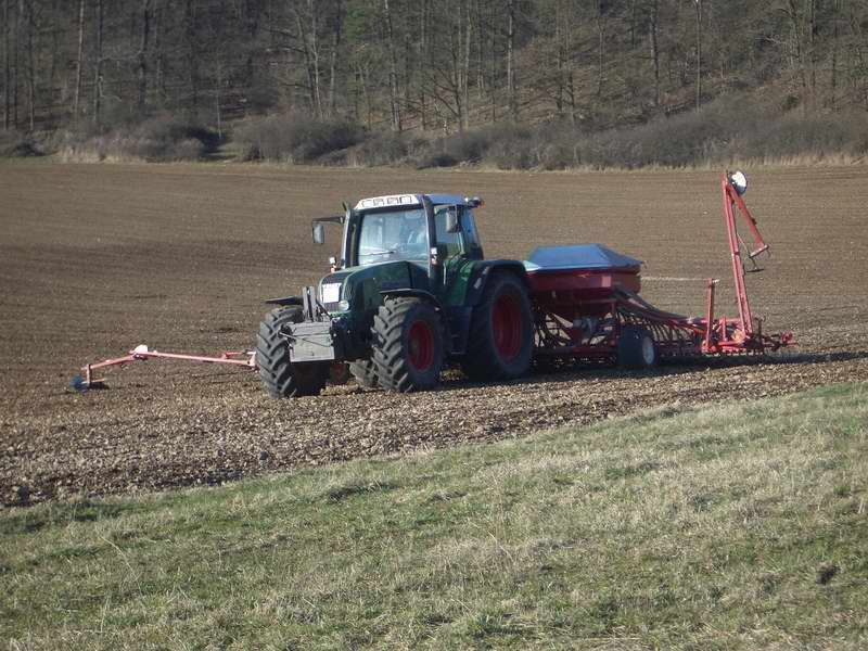 bilder/31_3_2005/fendt_716_14.jpg