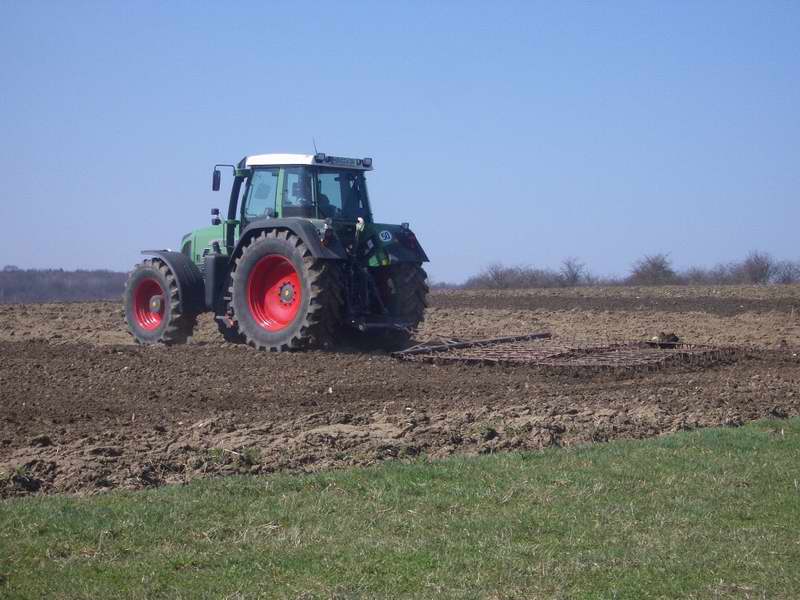 fendt_818_10.jpg