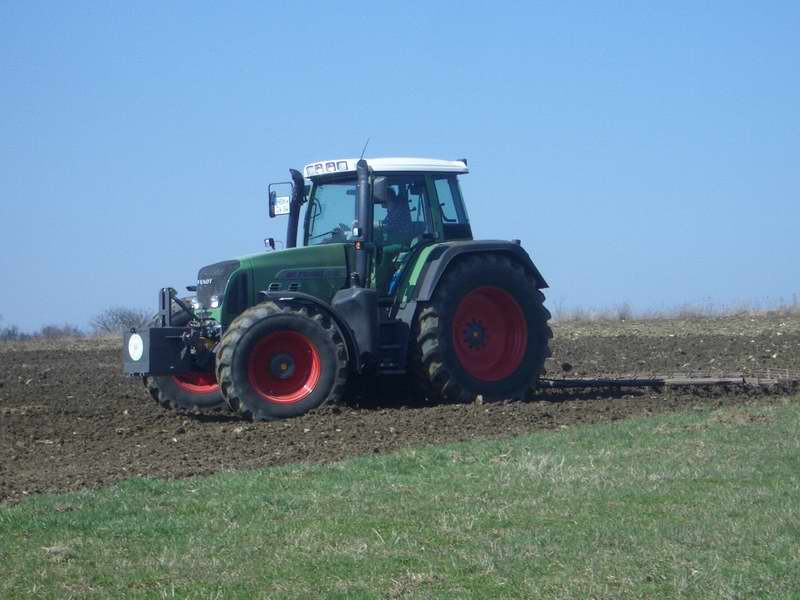 bilder/31_3_2005/fendt_818_14.jpg