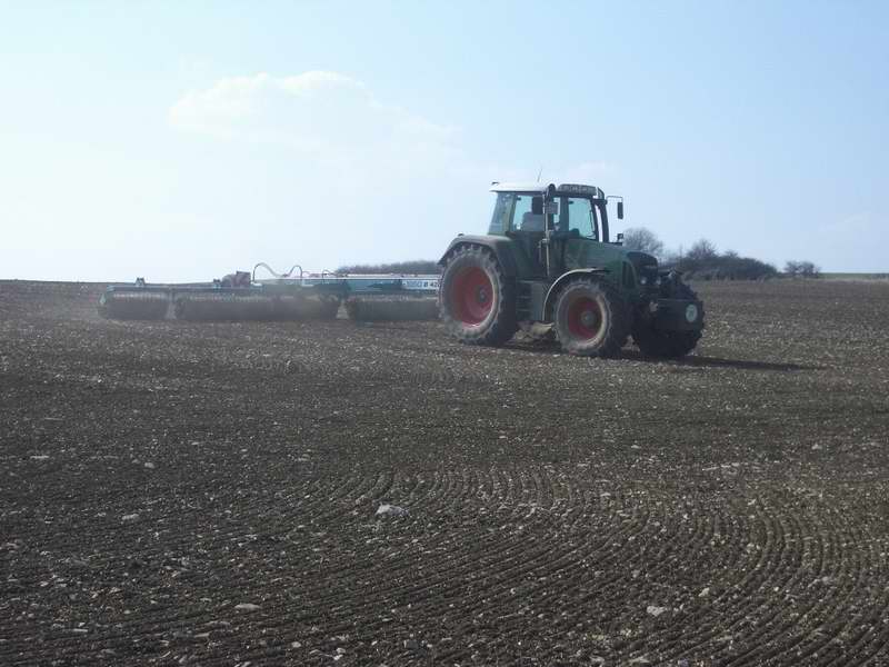 fendt_818_31.jpg