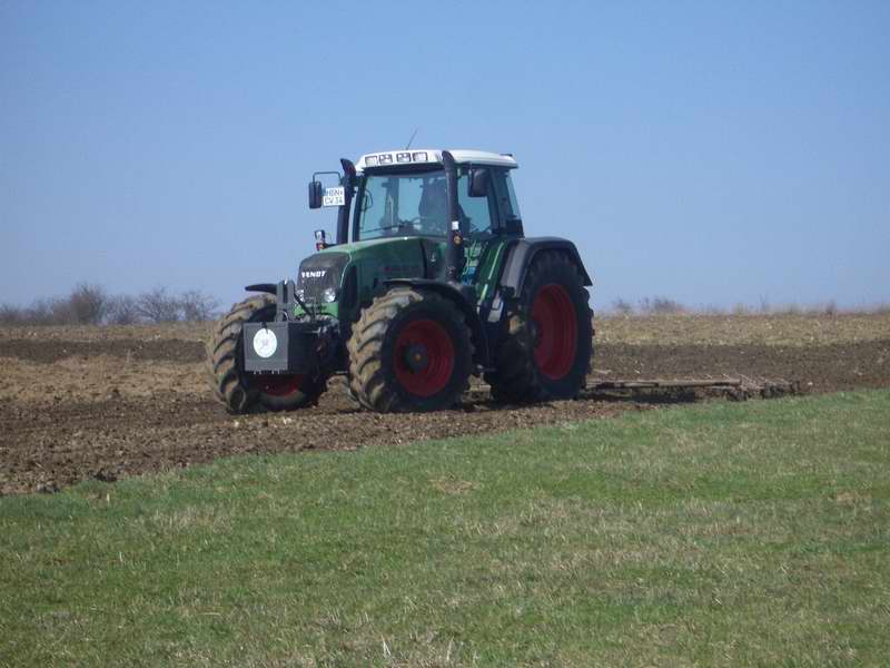 fendt_818_9.jpg