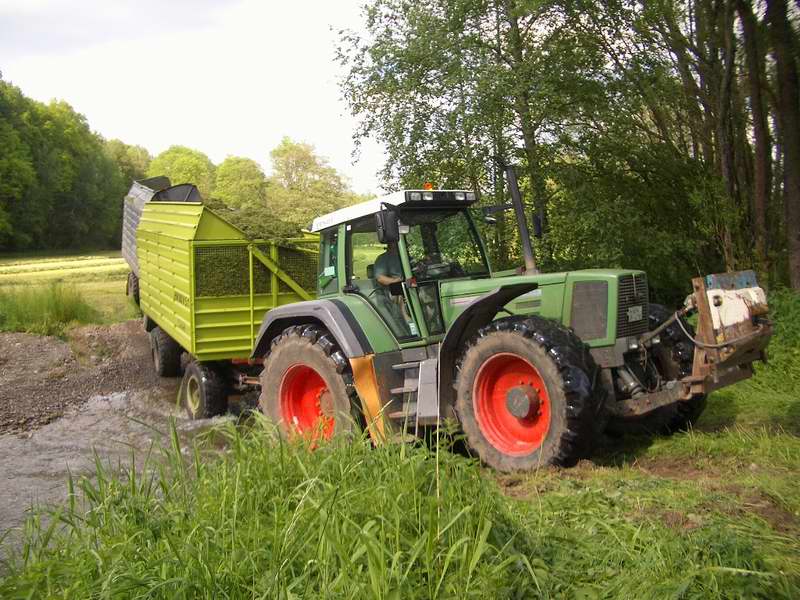 bilder/10_10_2002/zetor_3.jpg