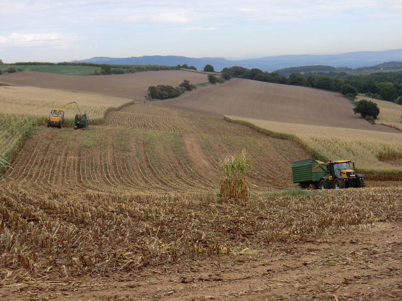 bilder/16_5_2003/fendt_716_7.jpg