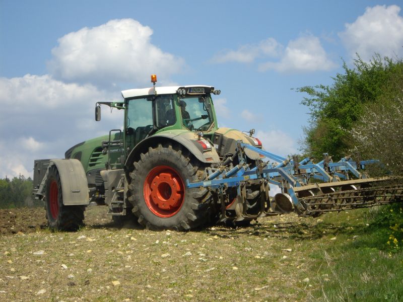 bilder/13_9_2002_2/fendt_514_3.jpg