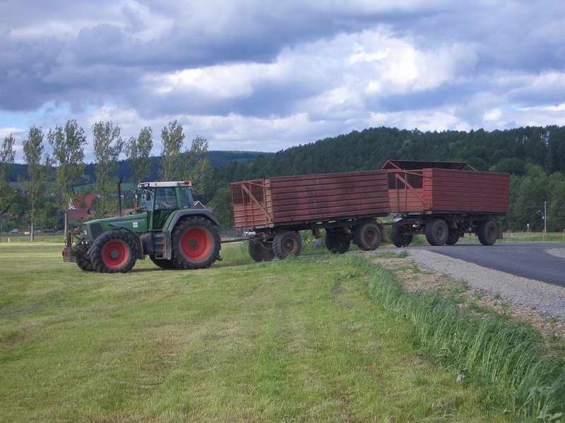 bilder/4_6_2005/fendt_824_2.jpg