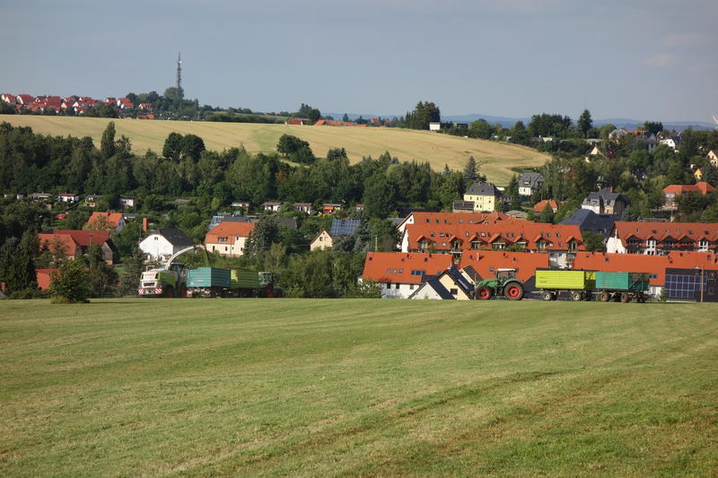 bilder/18_7_2005/fendt_818_4.jpg