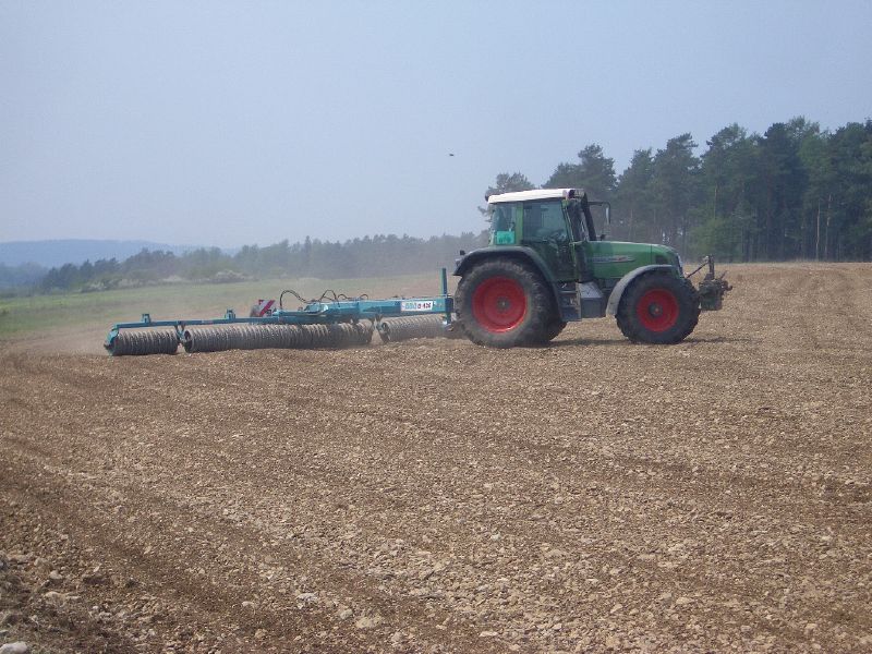 bilder/6_8_2002_2/fendt_716_8.jpg