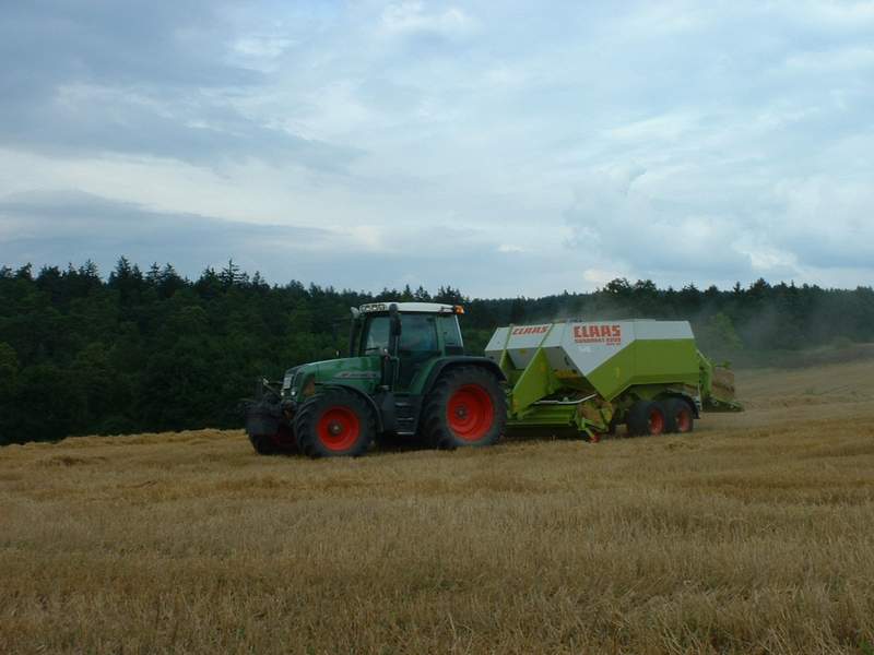 bilder/6_8_2002_2/fendt_716_8.jpg