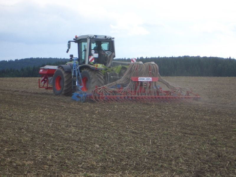 bilder/2_5_2003/fendt_716_3.jpg