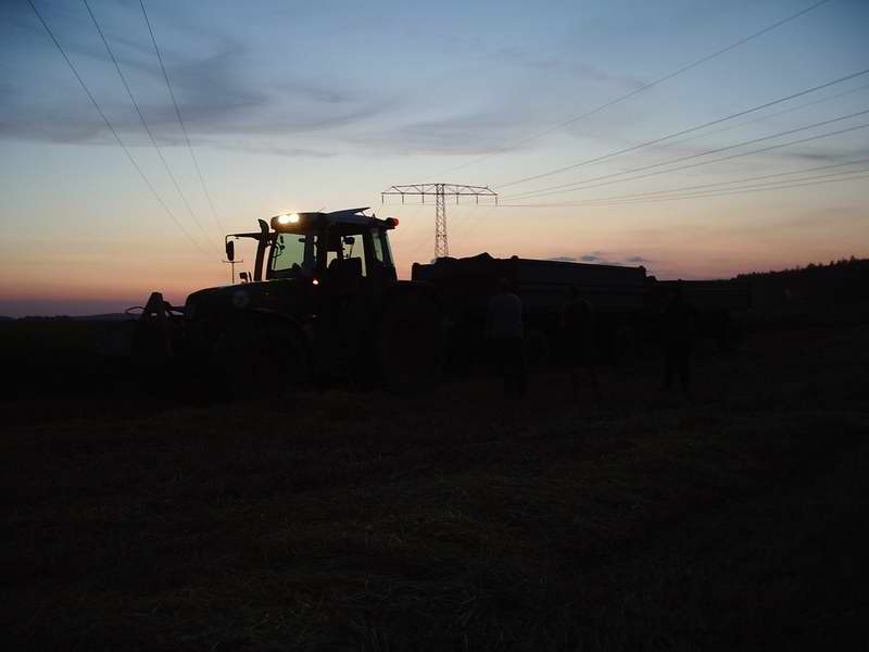 Fendt_716_2.jpg